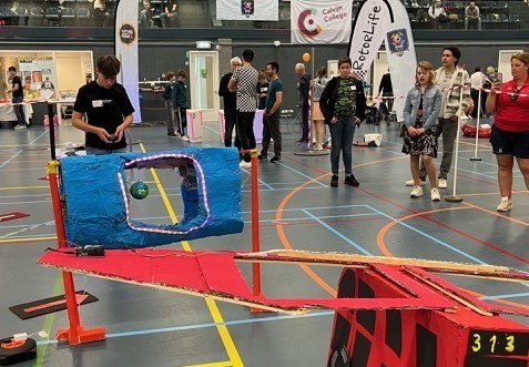 Drone Cup Finals 2024 Tilburg obstakels | Jopiefonds - Jopiefonds